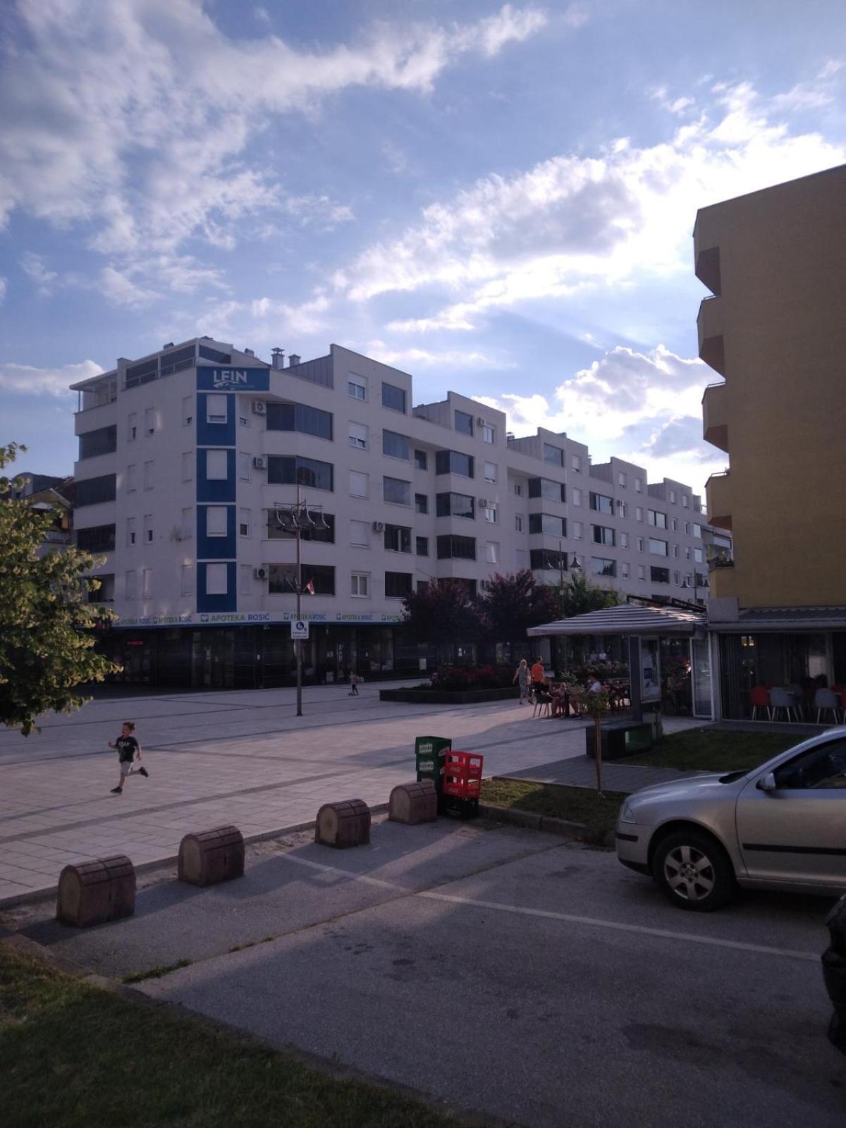Studio Apartman Promenada サラエヴォ エクステリア 写真